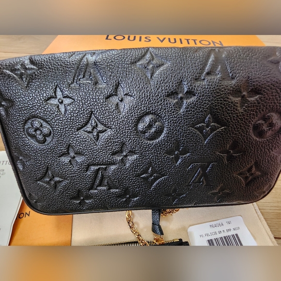 SOLD!!! AUTHENTIC LOUIS VUITTON FELICIE POCHETTE MONOGRAM - Picture 6 of 7